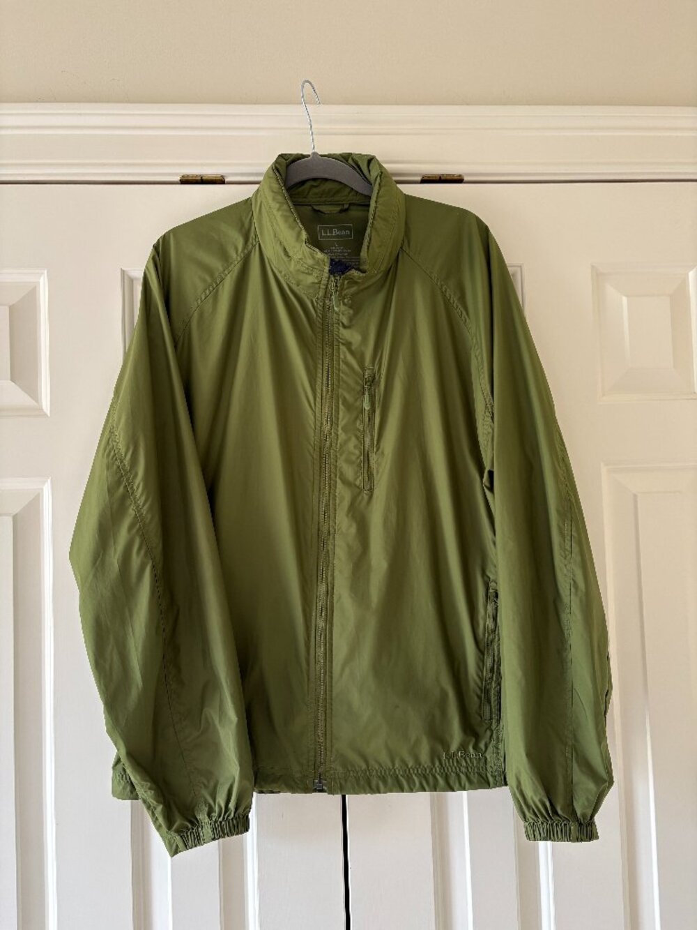 L. L. Bean Women's Windbreaker  Jacket size L